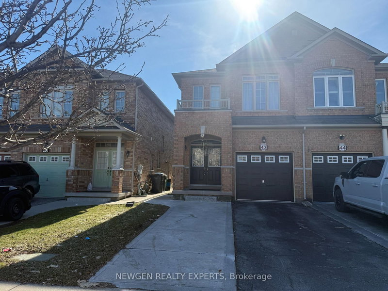 home for lease on #Upper-42 Crystalview Crescent