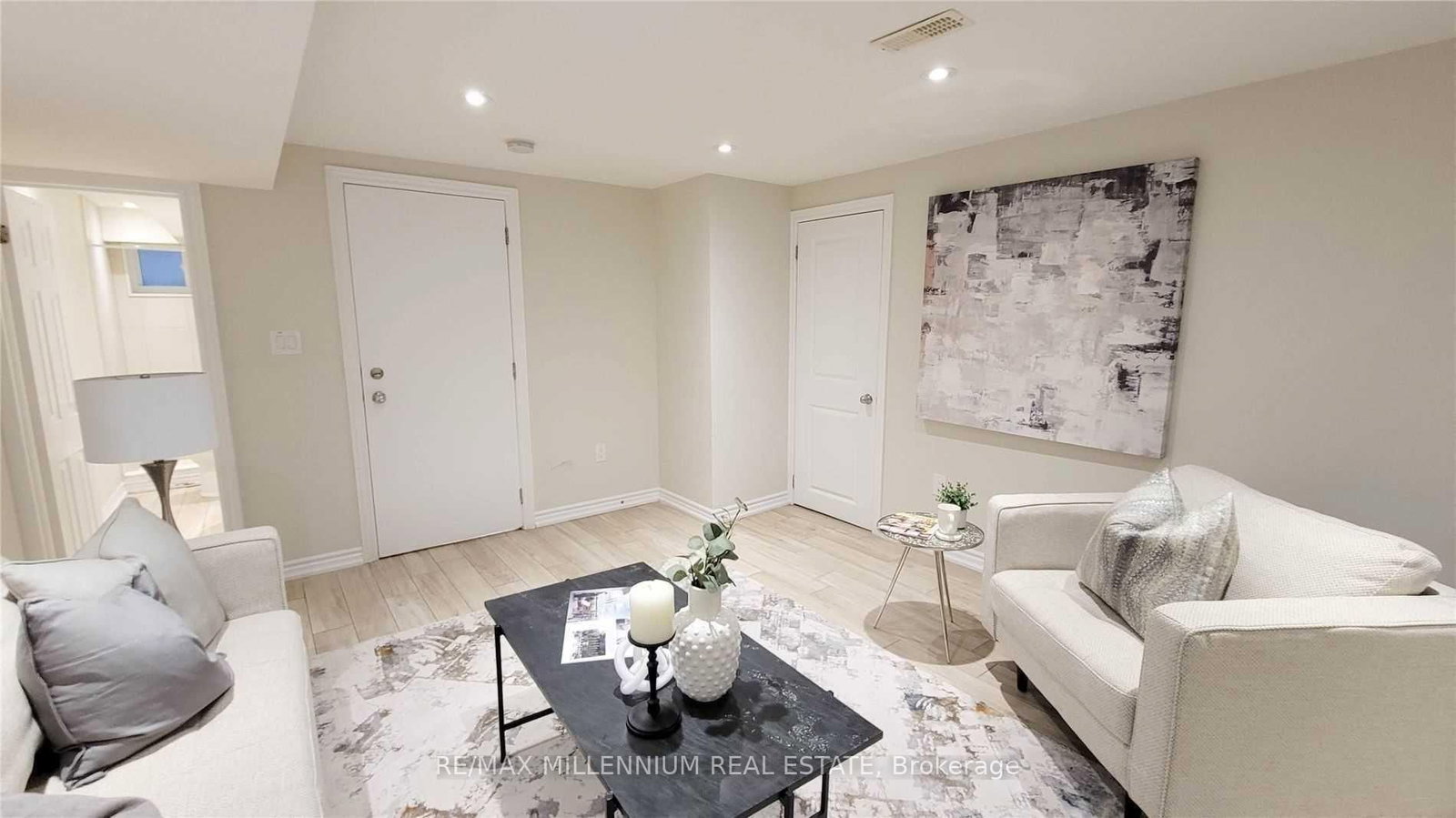 Detached House for lease at 3 Jasmine Road, Toronto, Ontario, M9M 2P8 - Humbermede - MLS: W12979962