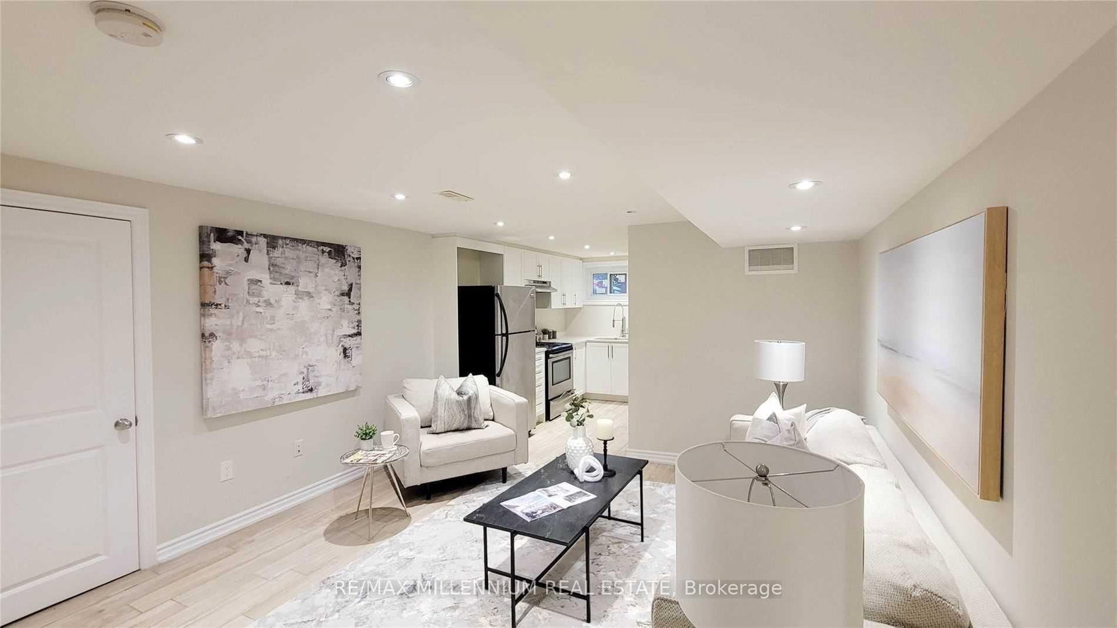 Detached House for lease at 3 Jasmine Road, Toronto, Ontario, M9M 2P8 - Humbermede - MLS: W12979962