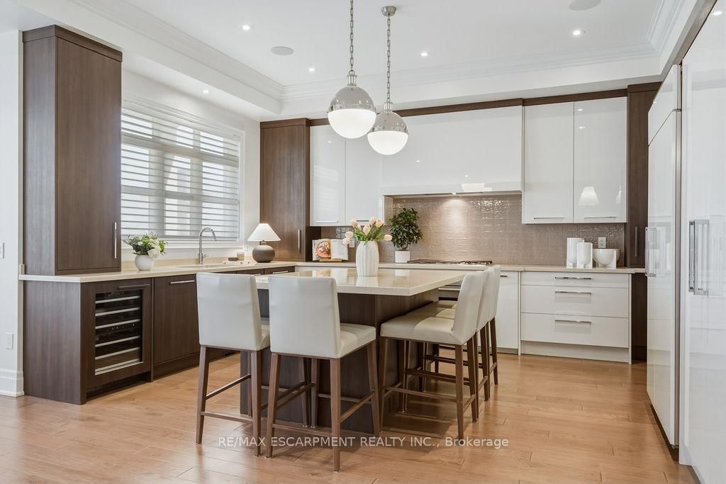343 Tudor Avenue • Oakville, ON photo 15