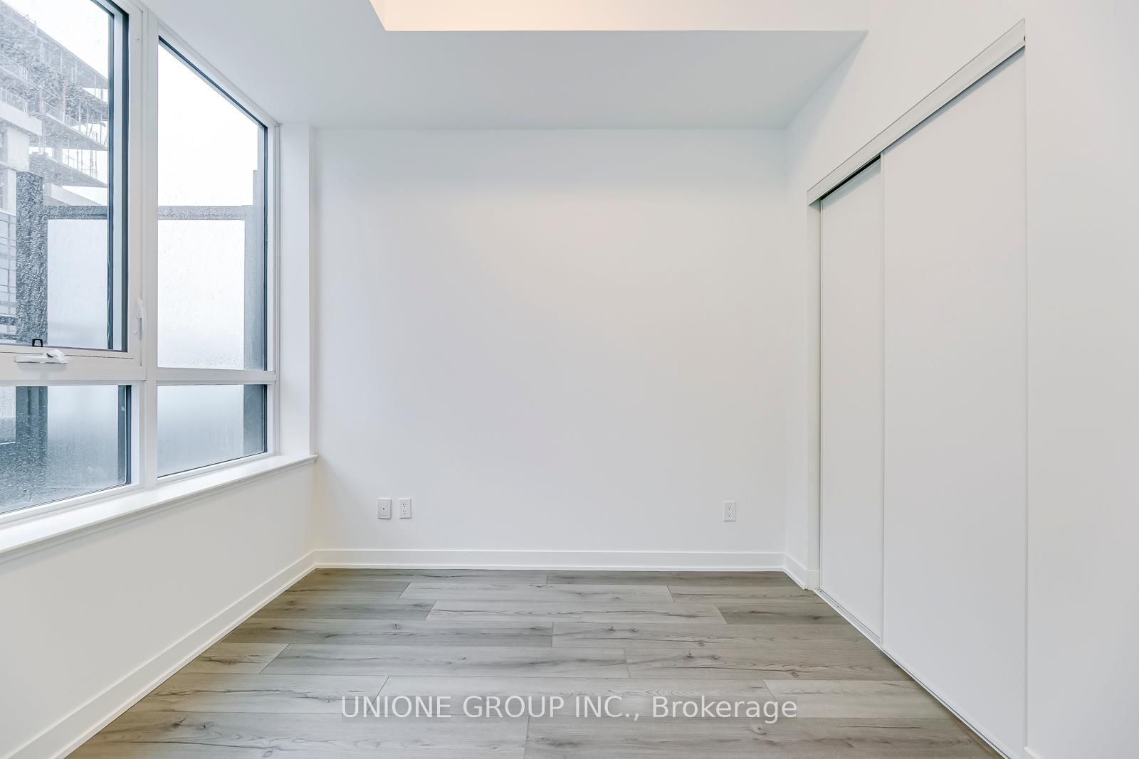 405 Dundas Street W, Unit 320 - Photo 16