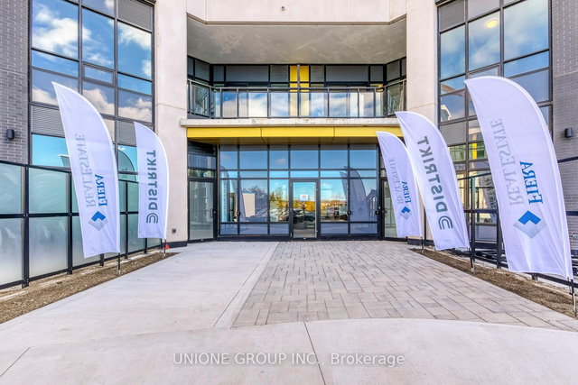 320 - 405 Dundas Street W