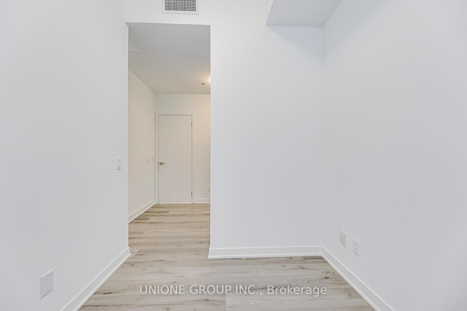 405 Dundas Street W, Unit 320 - Photo 5
