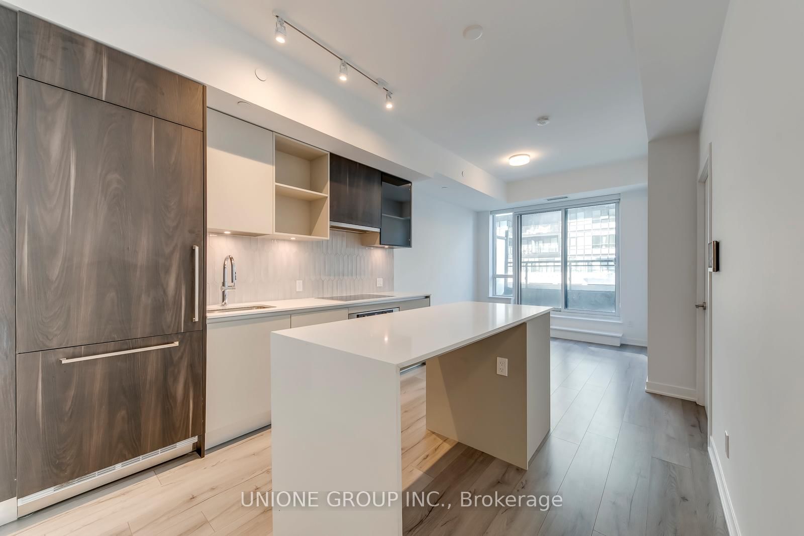 405 Dundas Street W, Unit 320 - Photo 6