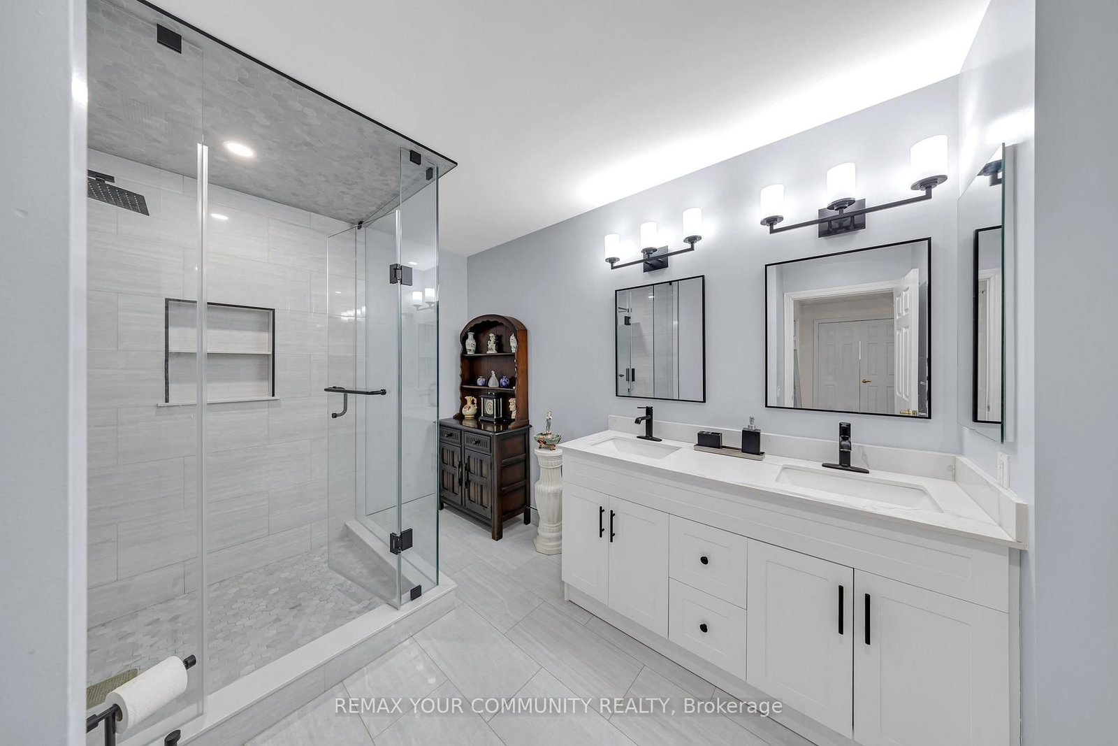 35 Kingsbridge Garden Circle, Unit 3005 - Photo 15