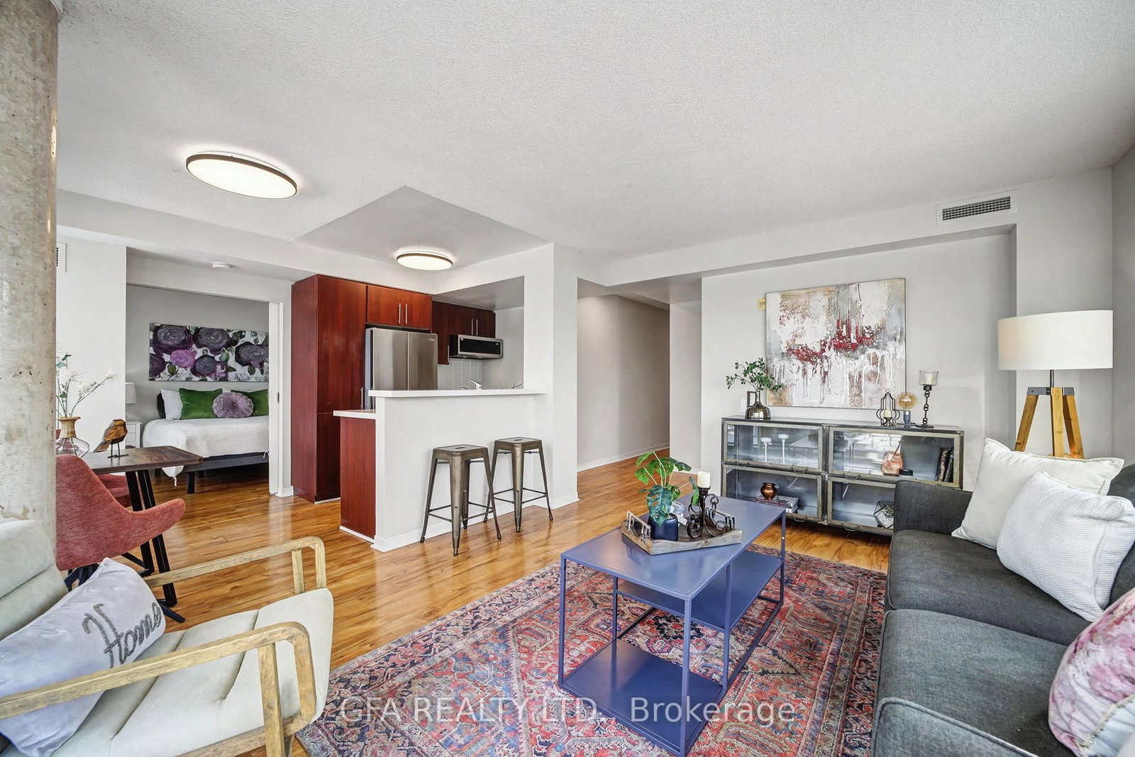 1040 The Queensway Street, Unit 720 - Photo 2