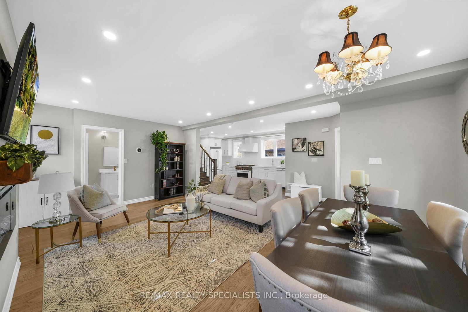 46 Elizabeth Street S - Photo 12