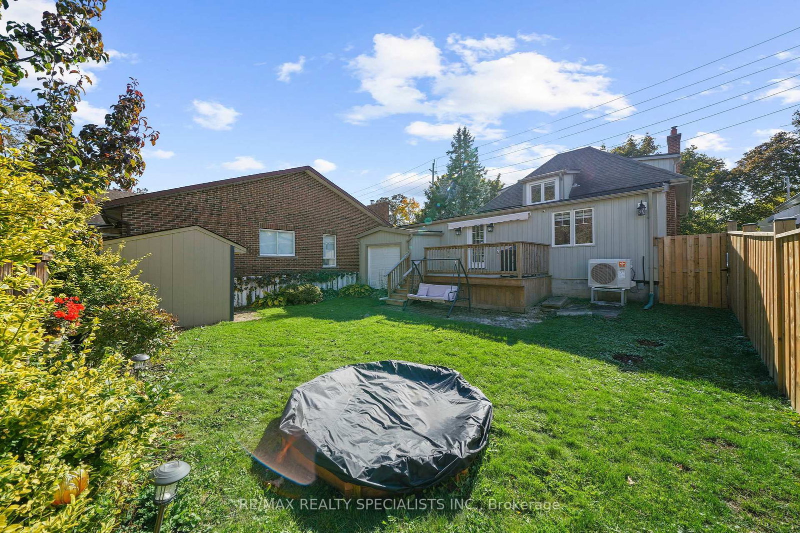 46 Elizabeth Street S - Photo 39