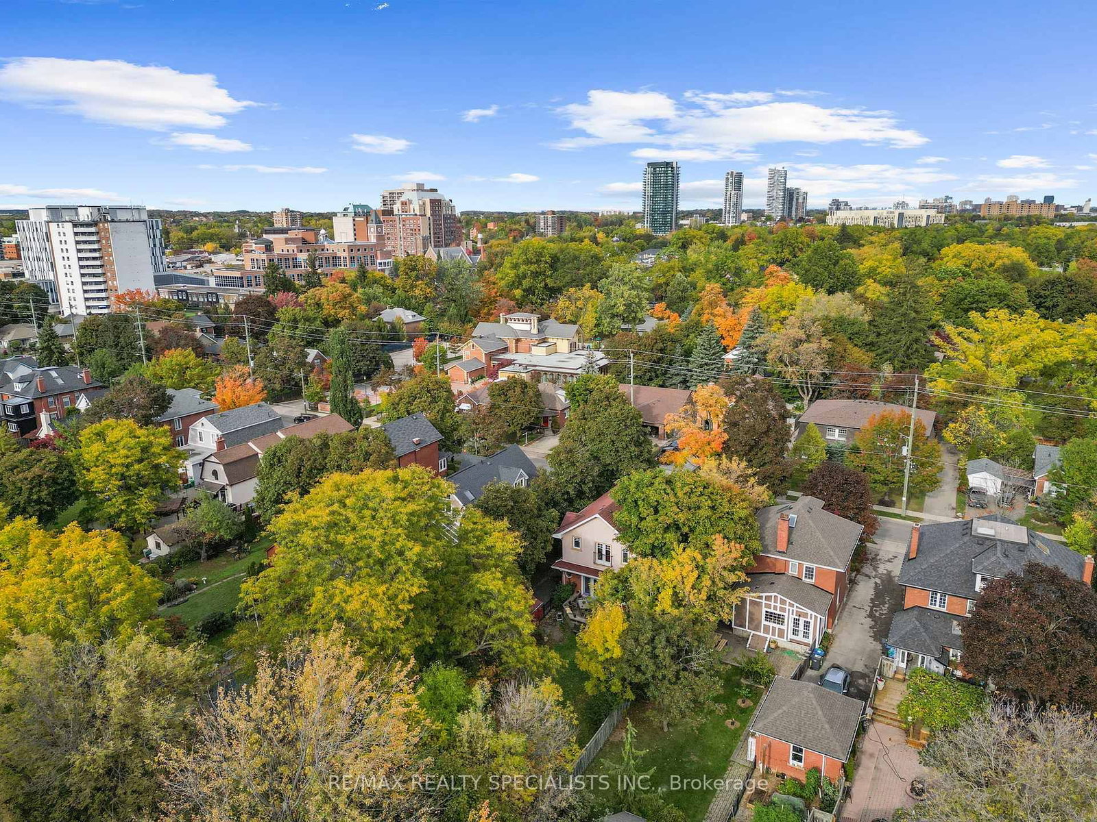 Detached House for sale at 46 Elizabeth Street, Brampton, Ontario, L6Y 1R1 - Downtown Brampton - MLS: W12980348