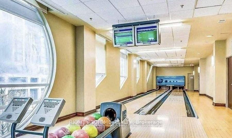 349 Rathburn Road W, Unit 1808 - Photo 17