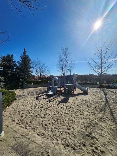 349 Rathburn Road W, Unit 1808 - Photo 19