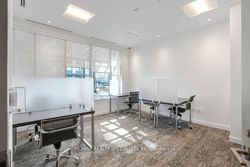 1926 Lakeshore Boulevard W, Unit 3711 - Photo 21