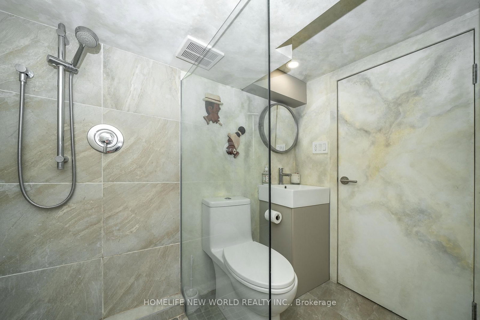 30 Carling Avenue • Toronto, ON photo 37