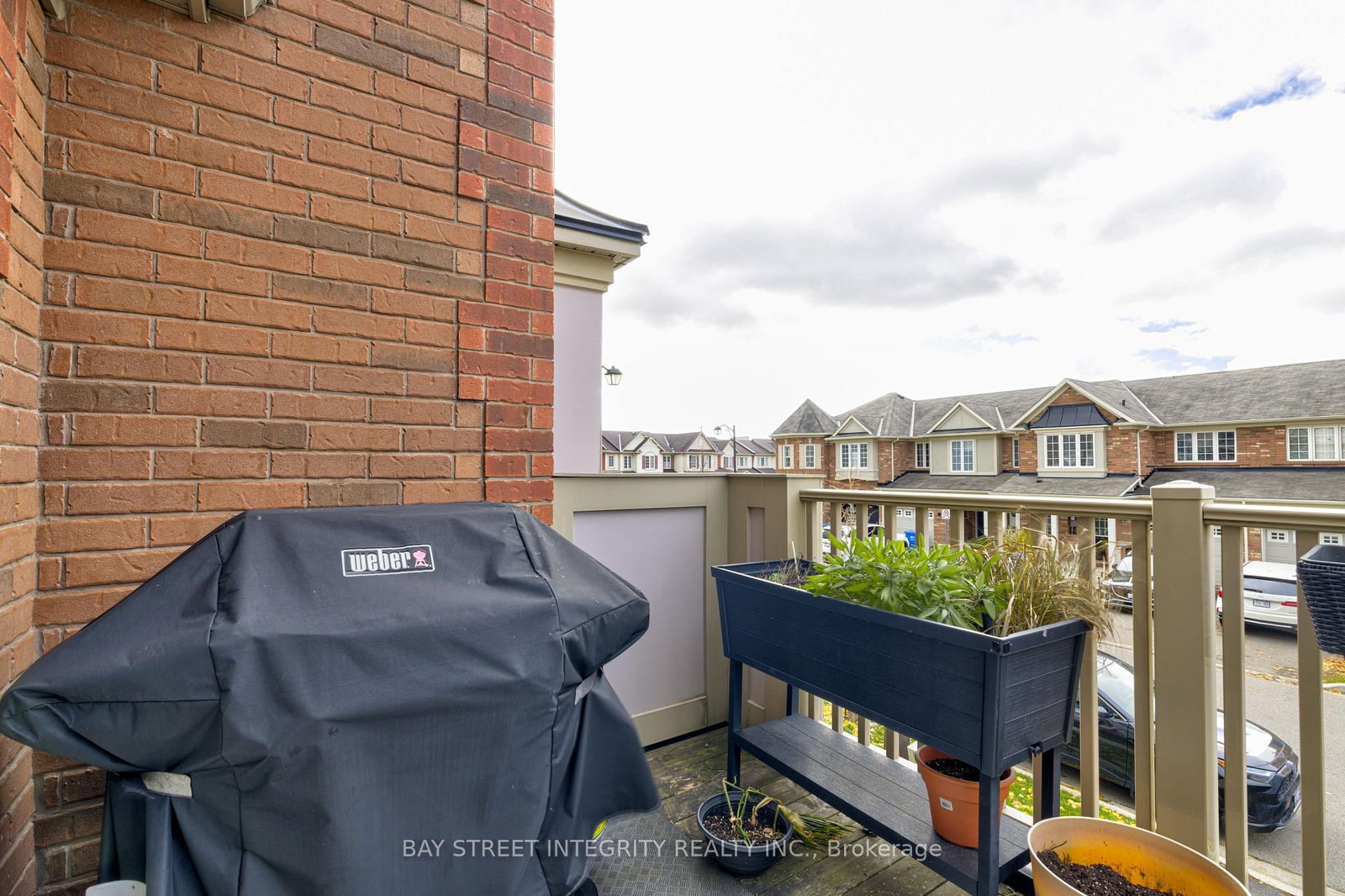 Townhouse for sale at 1033 Stemman Place, Milton, Ontario, L9T 8R1 - Willmott - MLS: W12980632