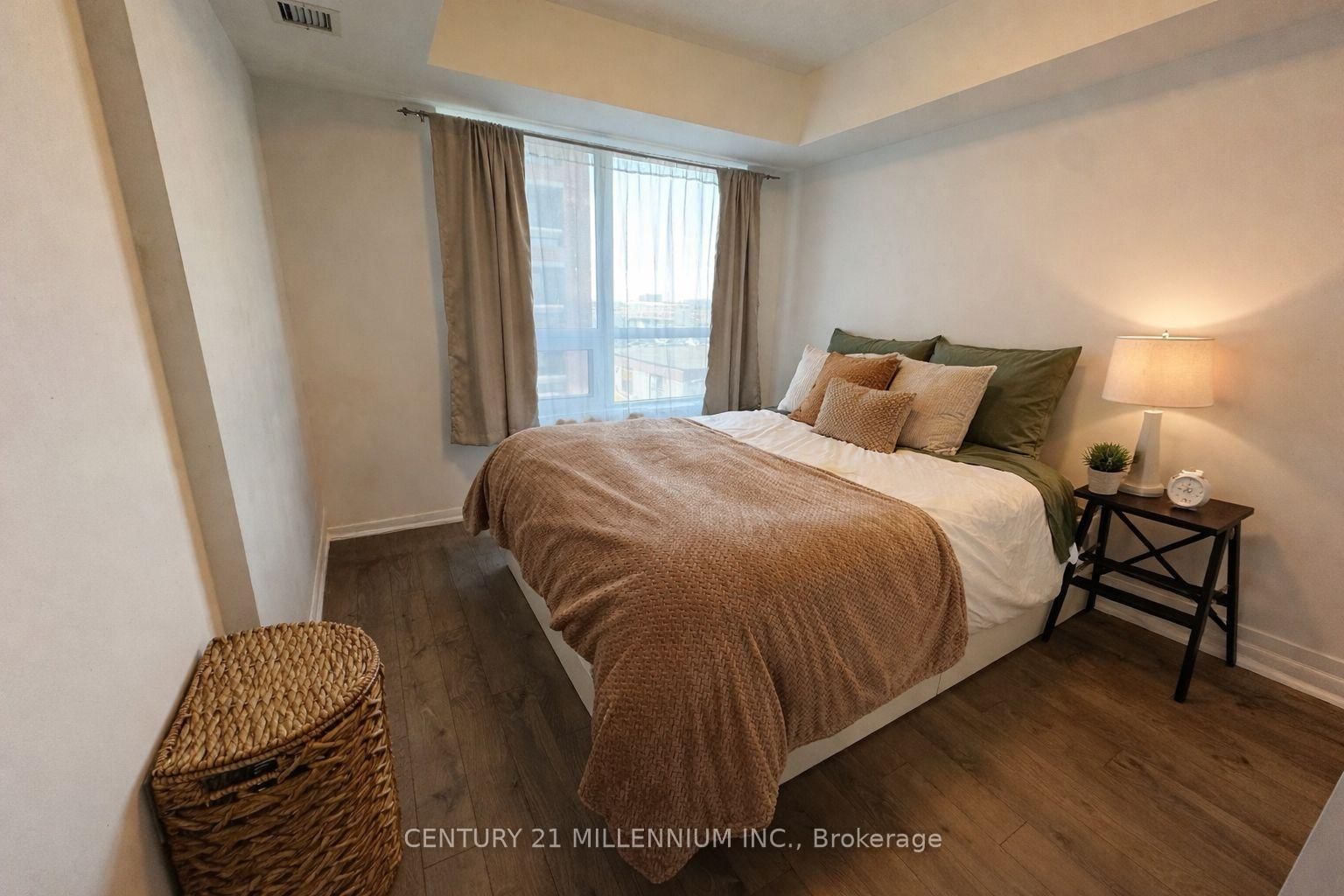 3091 Dufferin Street, Unit 323 - Photo 6