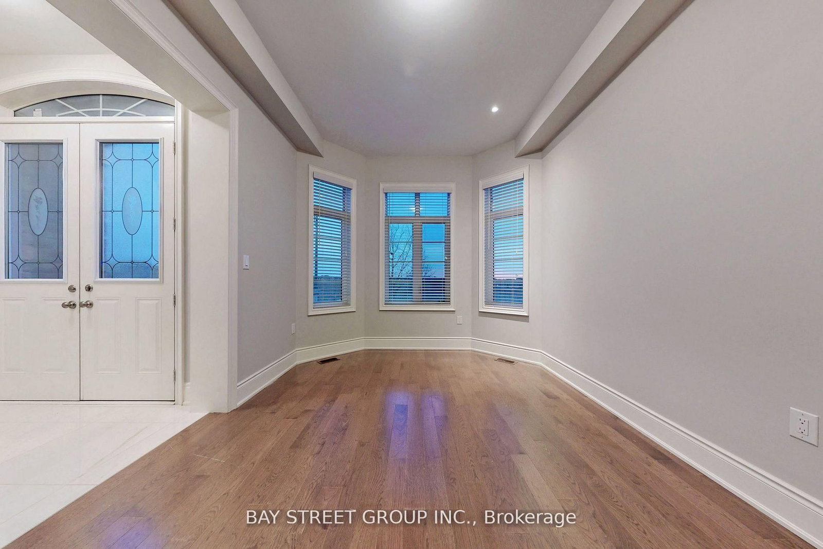 423 Threshing Mill Boulevard - Photo 2