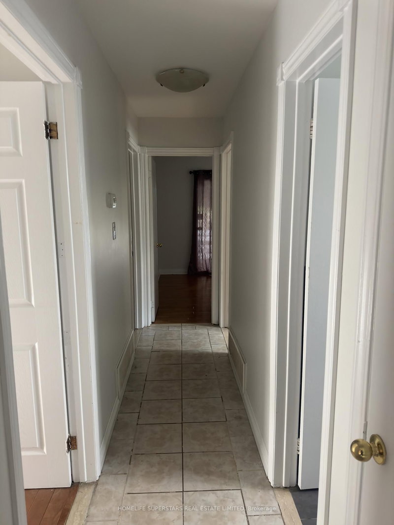 Main - 215 Archdekin Dr, Brampton, L6V 1Y8 | Image 3