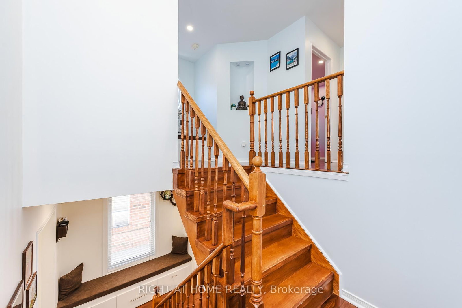 Semi-Detached House for sale at 1268 Newell Street, Milton, Ontario, L9T 6C2 - Dempsey - MLS: W12980750