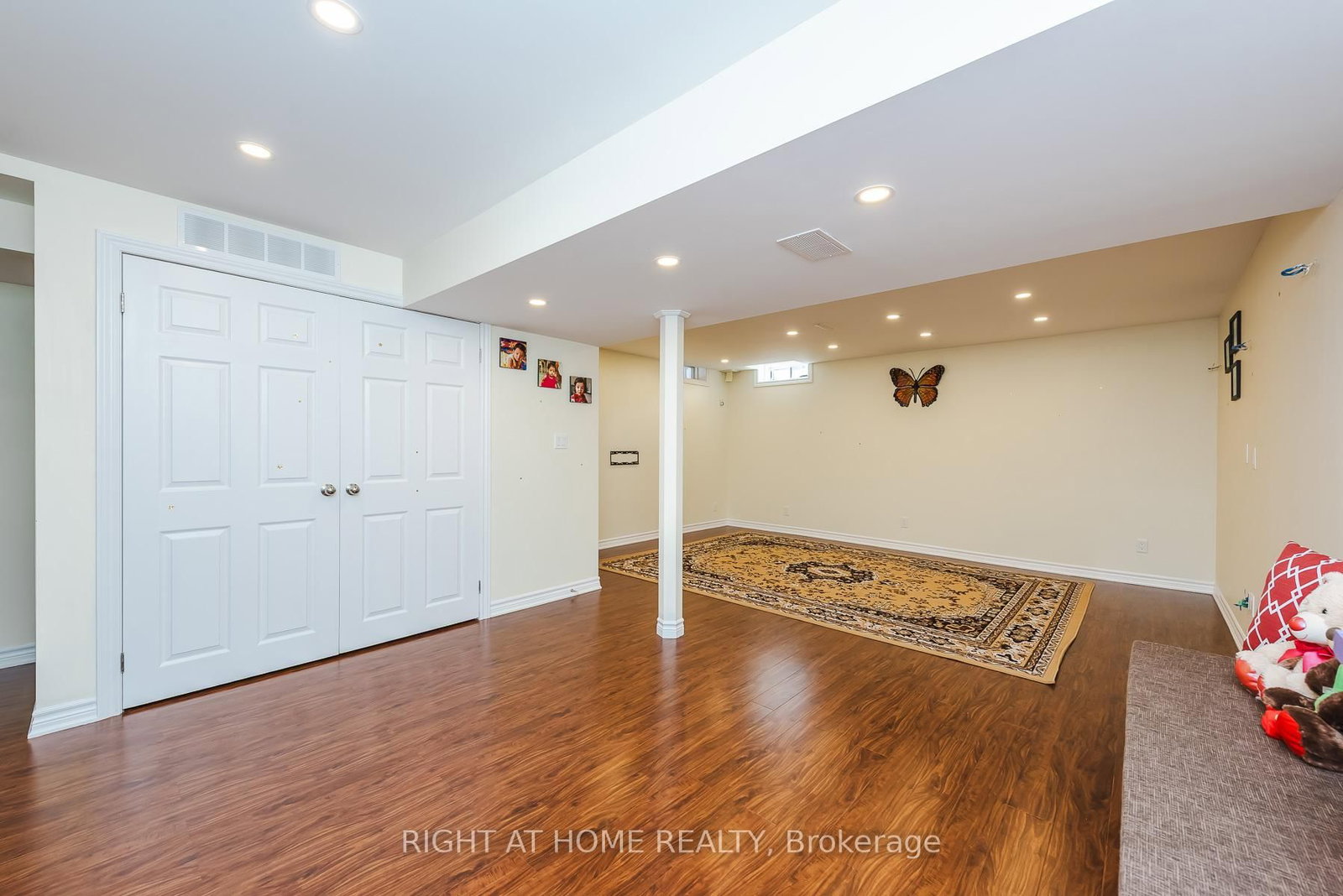 Semi-Detached House for sale at 1268 Newell Street, Milton, Ontario, L9T 6C2 - Dempsey - MLS: W12980750