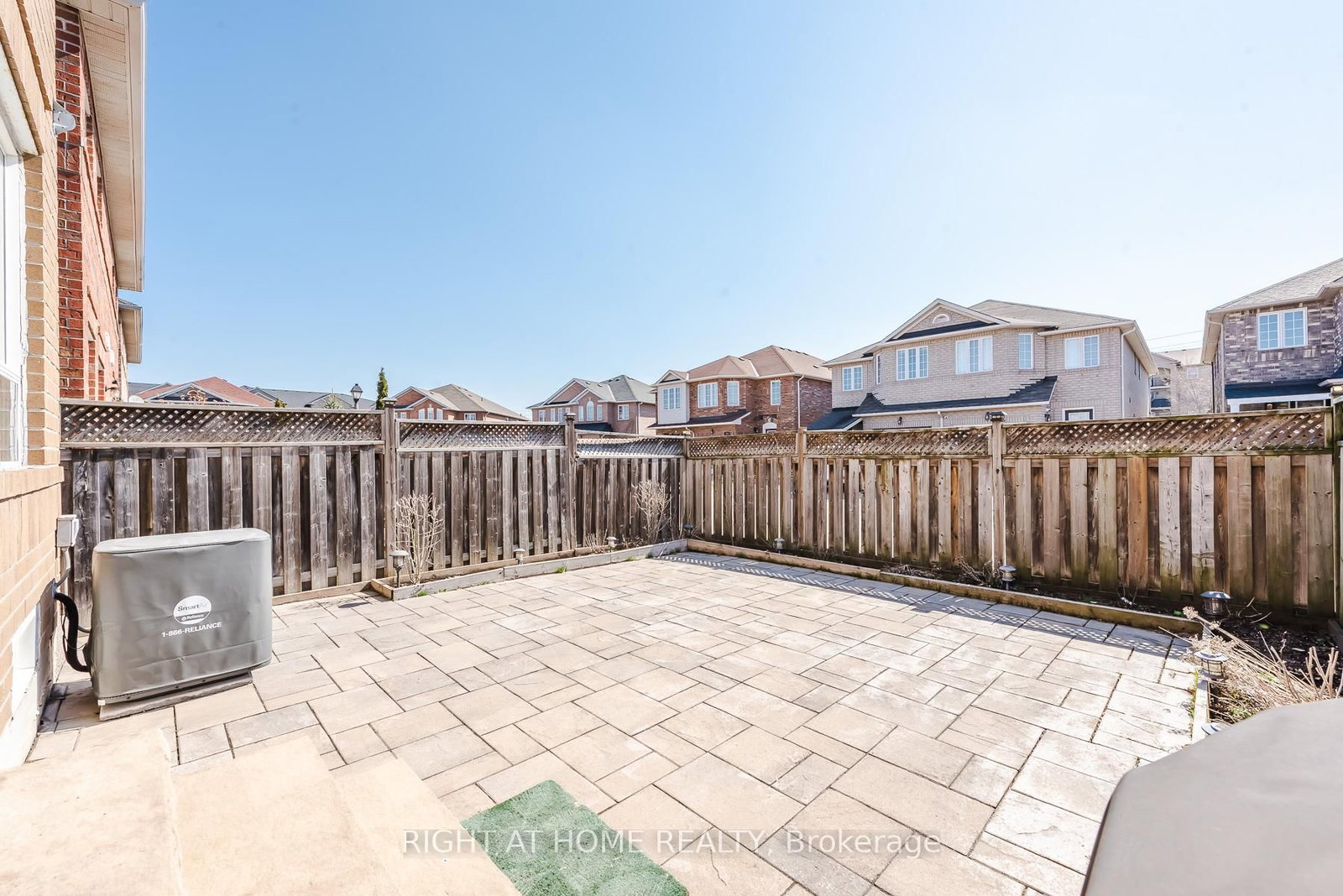 Semi-Detached House for sale at 1268 Newell Street, Milton, Ontario, L9T 6C2 - Dempsey - MLS: W12980750