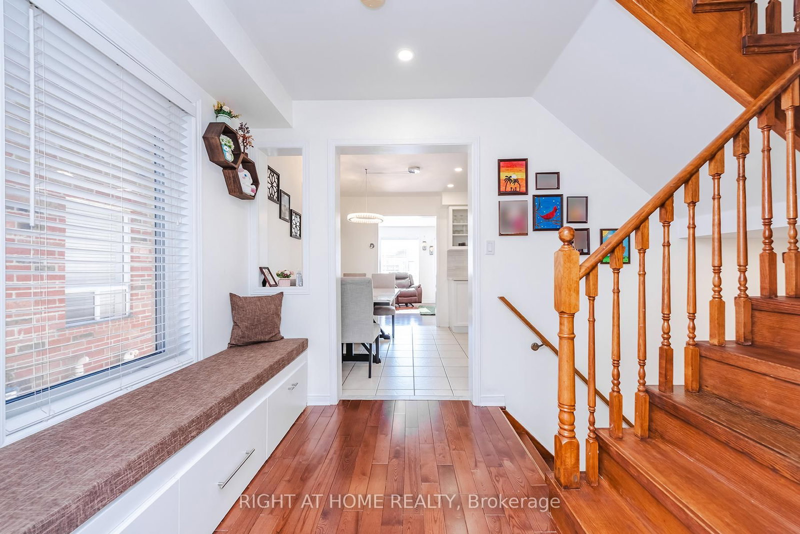 Semi-Detached House for sale at 1268 Newell Street, Milton, Ontario, L9T 6C2 - Dempsey - MLS: W12980750