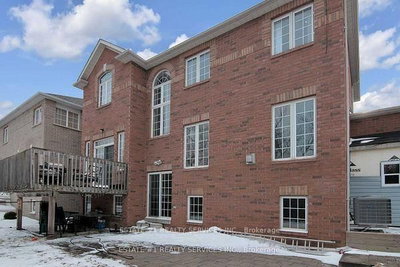 32 River Rock Crt | Brampton | Image
