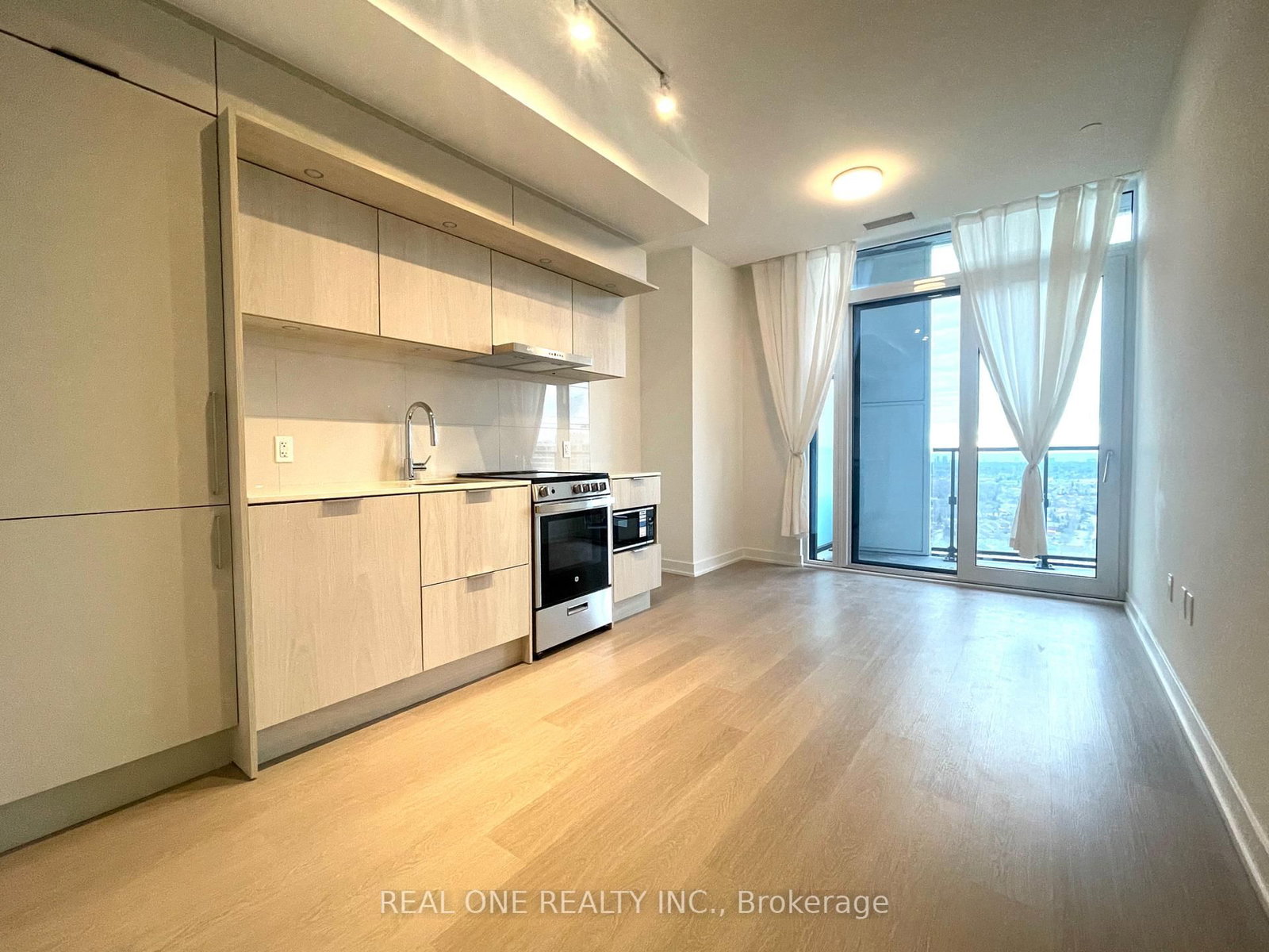 448 Burnhamthorpe Road W, Unit 2109 - Photo 4