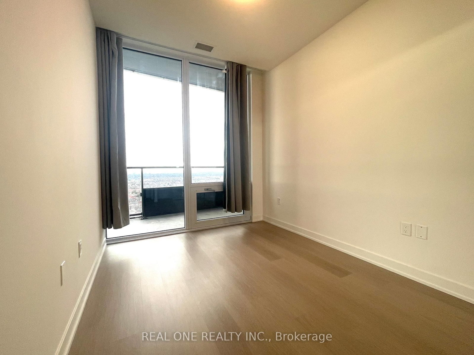 448 Burnhamthorpe Road W, Unit 2109 - Photo 9