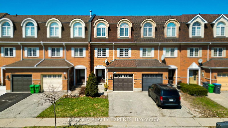 3409 Southwick St, Mississauga, L5M 7M1 | Image 2