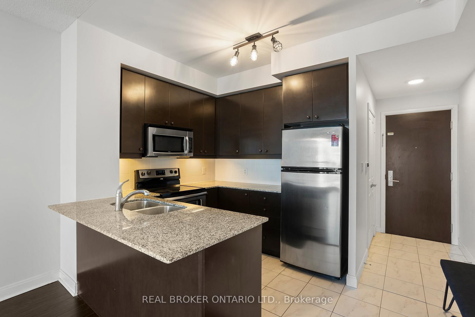50 Absolute Avenue, Unit 3105 - Photo 15