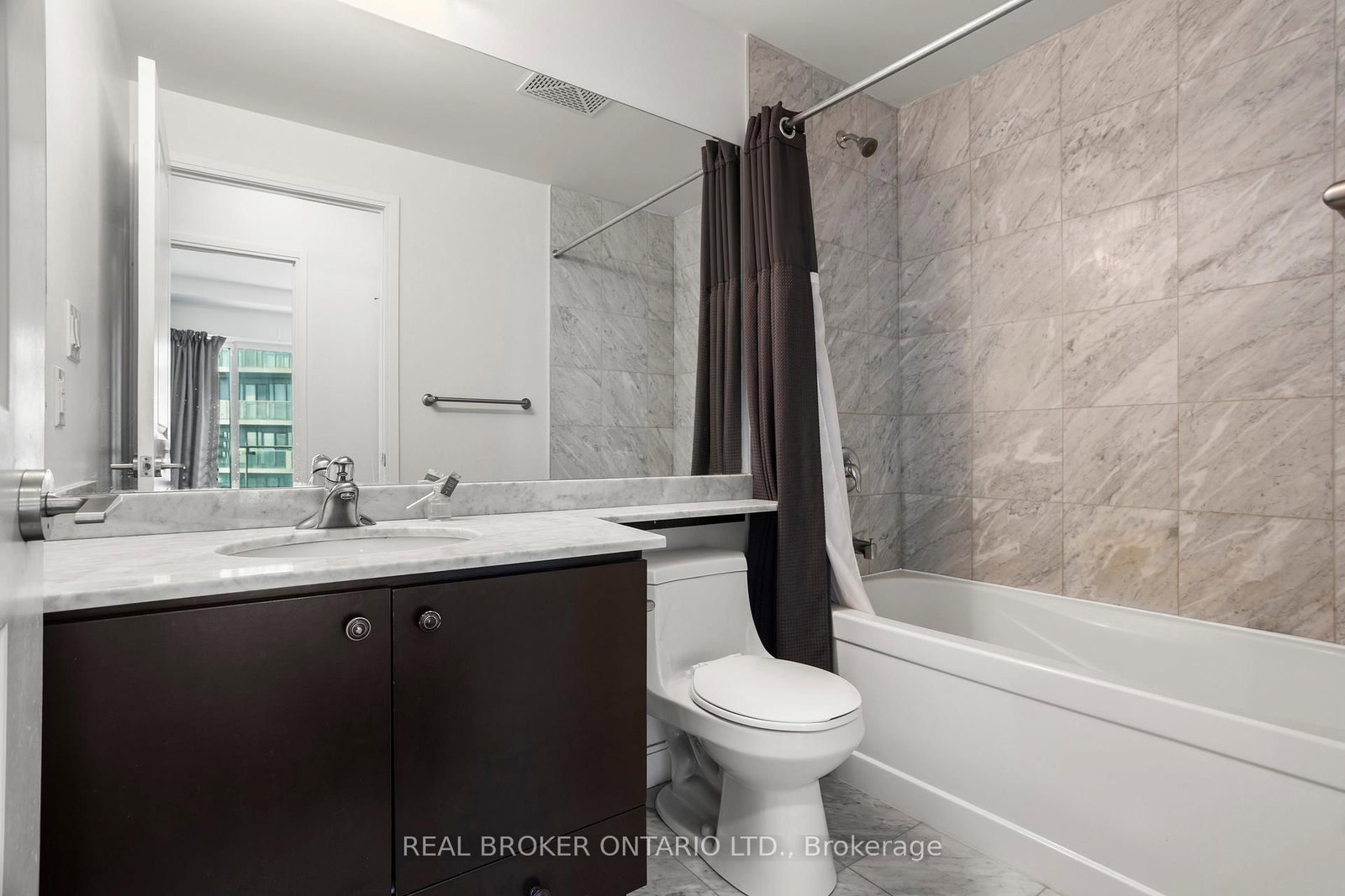 50 Absolute Avenue, Unit 3105 - Photo 21