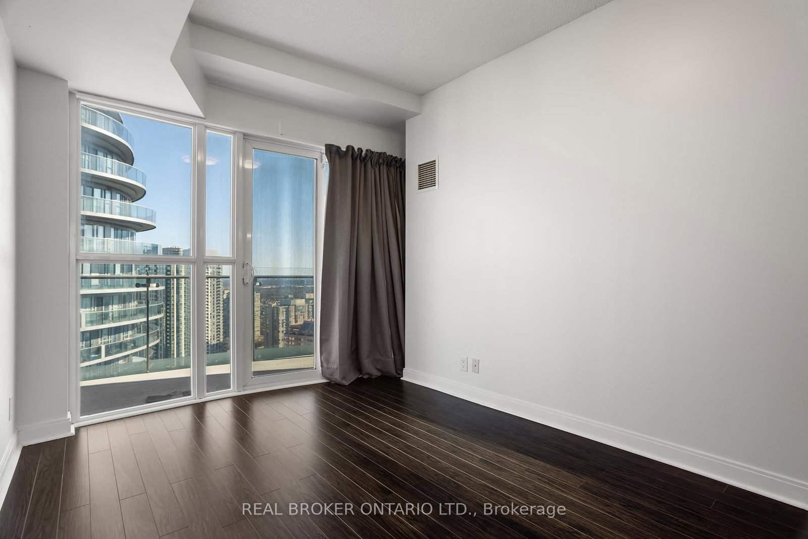 50 Absolute Avenue, Unit 3105 - Photo 25