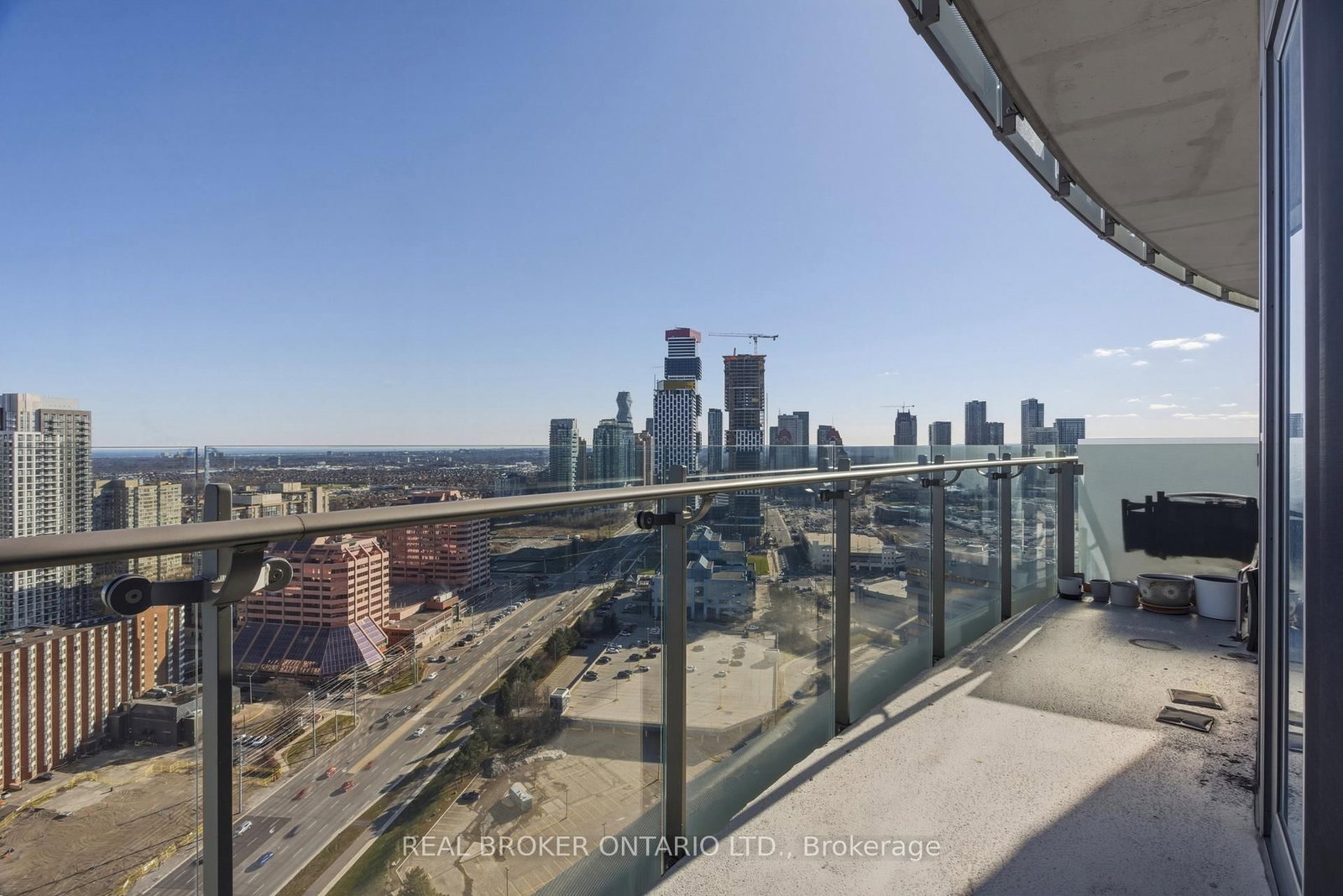 50 Absolute Avenue, Unit 3105 - Photo 28