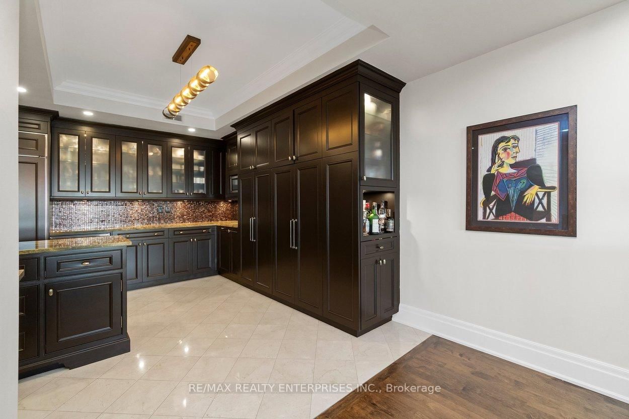 2095 Lake Shore Boulevard W, Unit 416 - Photo 14