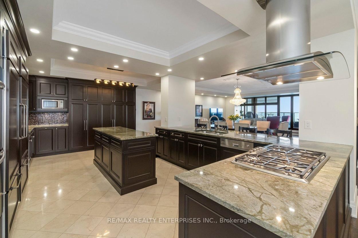 2095 Lake Shore Boulevard W, Unit 416 - Photo 5