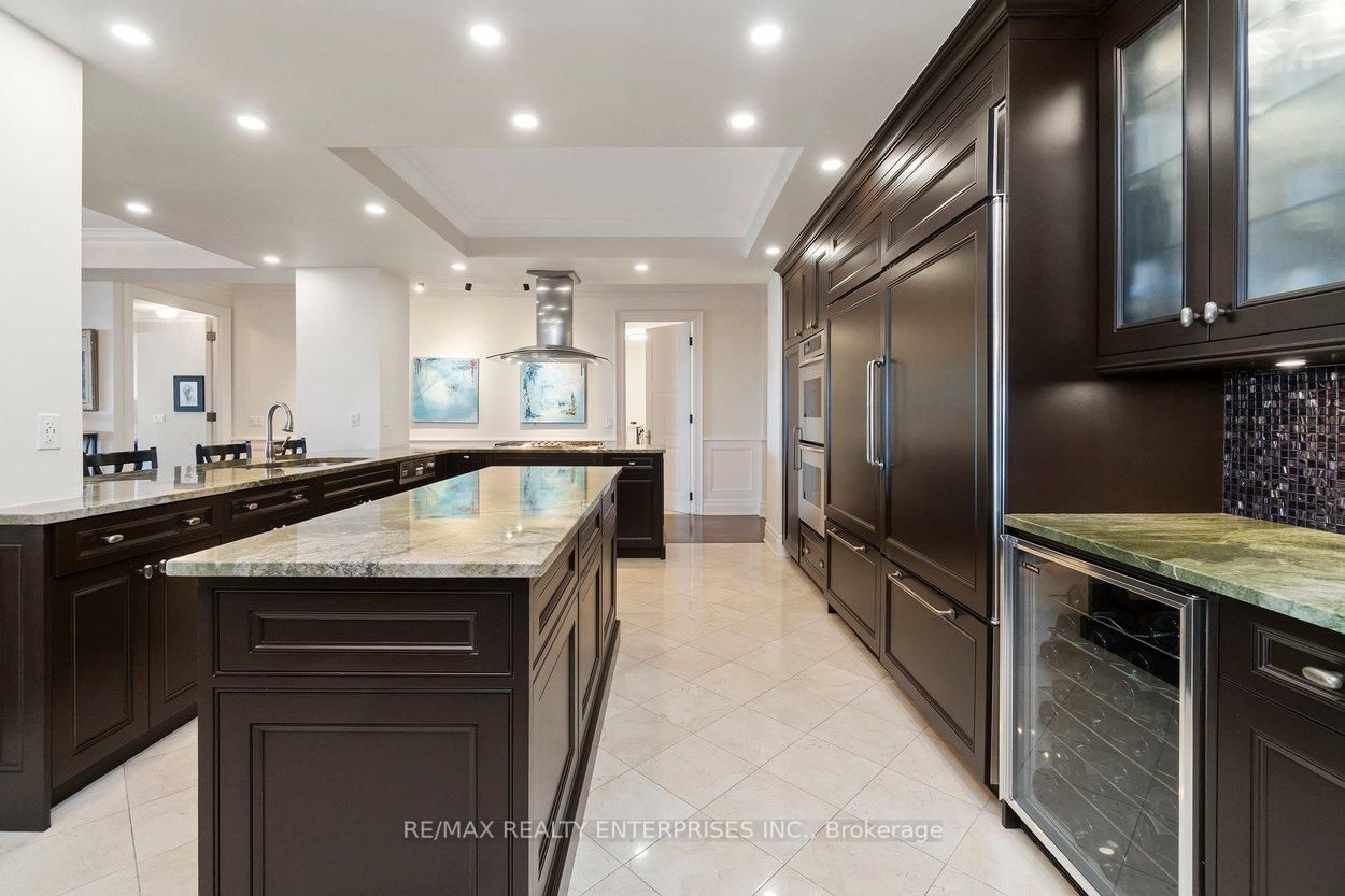 2095 Lake Shore Boulevard W, Unit 416 - Photo 8