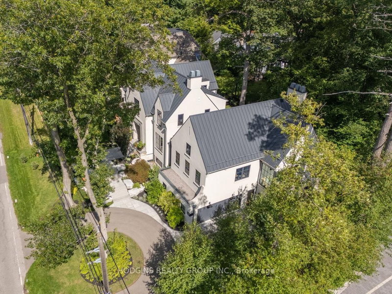 238 Mineola Rd W, Mississauga, Ontario