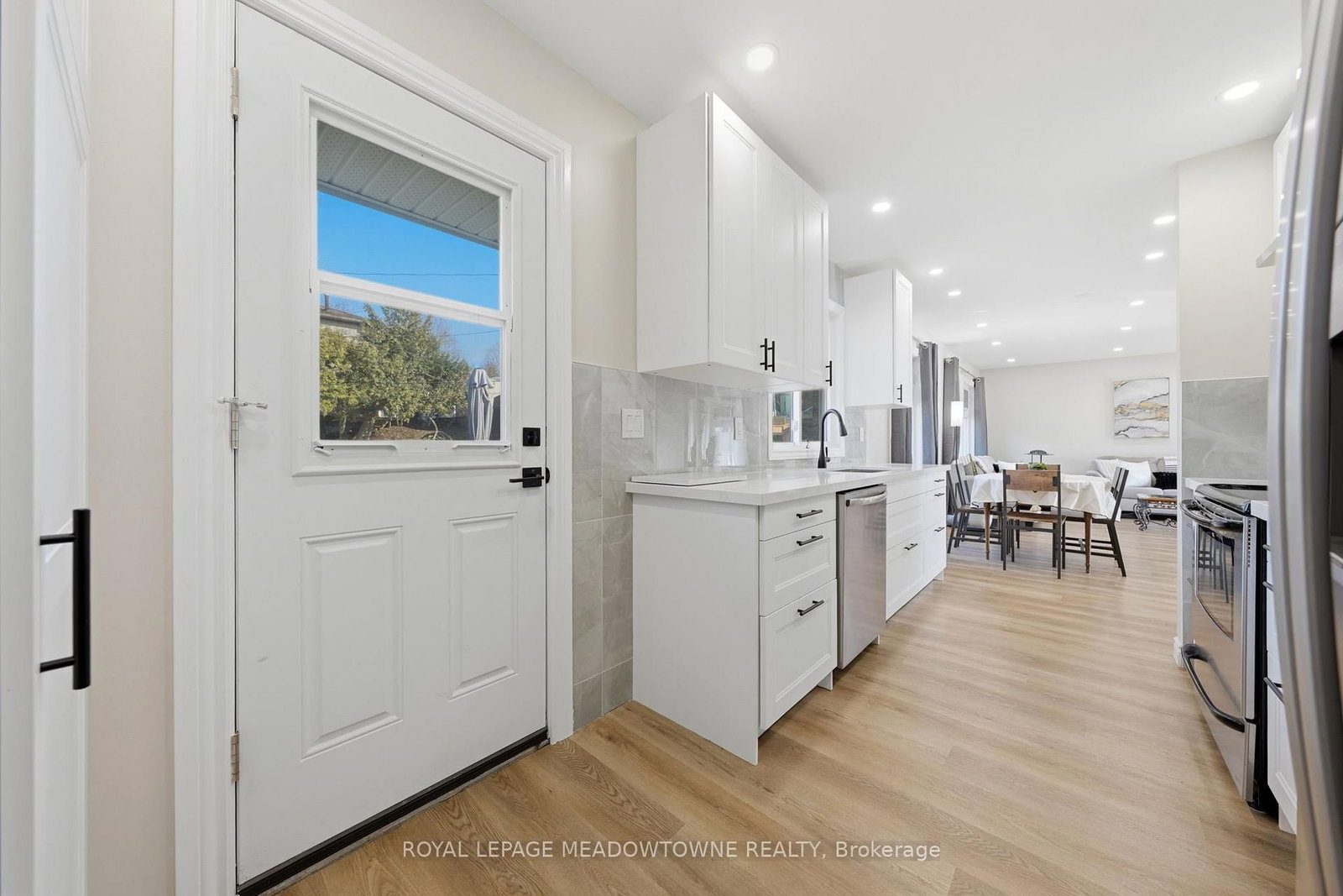 Detached House for sale at 73 Elizabeth Drive, Halton Hills, Ontario, L7J 1B4 - Acton - MLS: W12980990