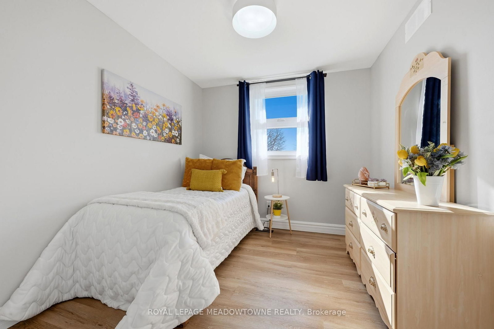 Detached House for sale at 73 Elizabeth Drive, Halton Hills, Ontario, L7J 1B4 - Acton - MLS: W12980990