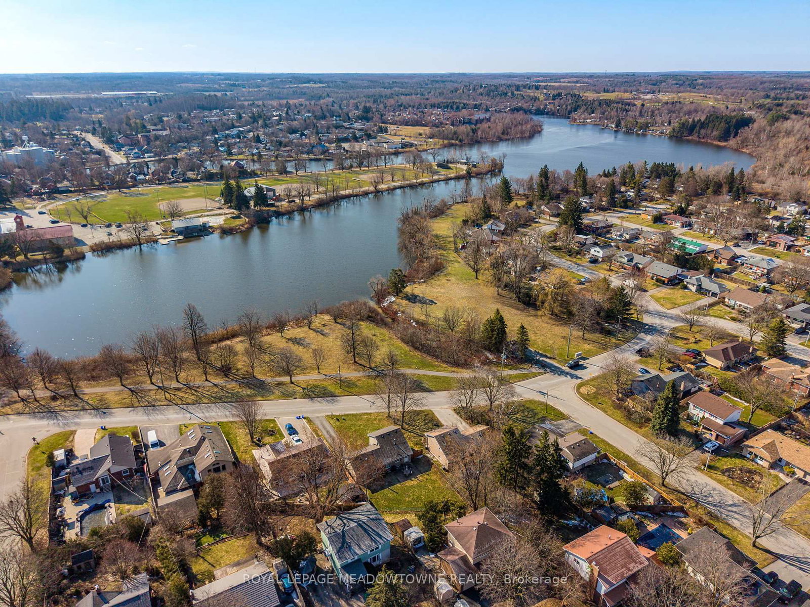 Detached House for sale at 73 Elizabeth Drive, Halton Hills, Ontario, L7J 1B4 - Acton - MLS: W12980990