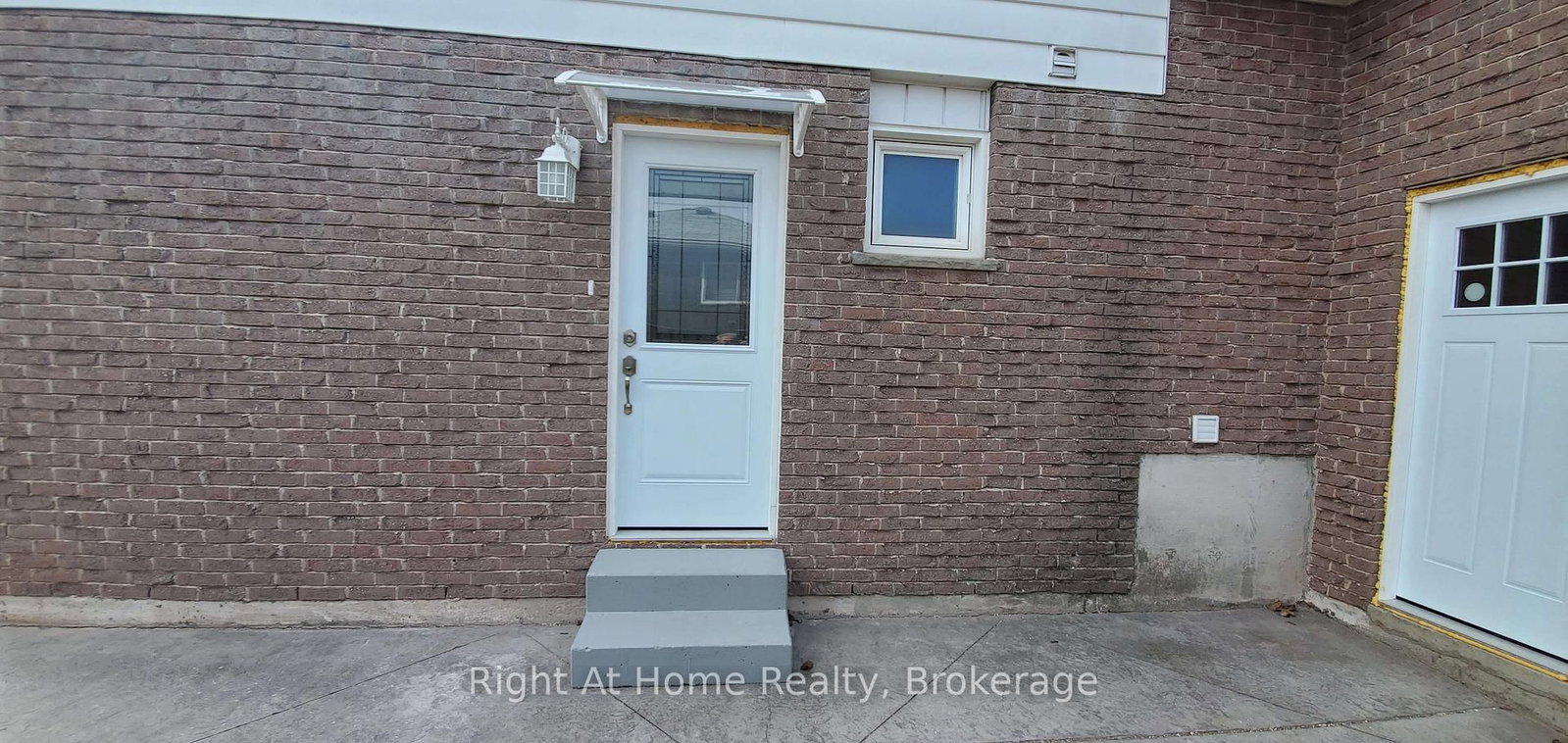 2192 BRIDGE, Oakville 3