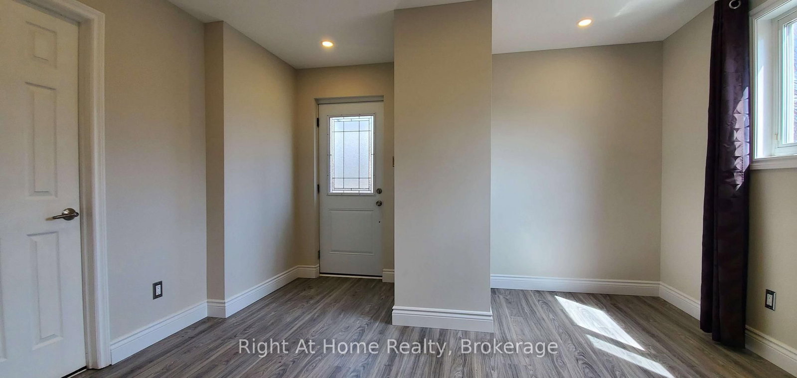 2192 BRIDGE, Oakville 4
