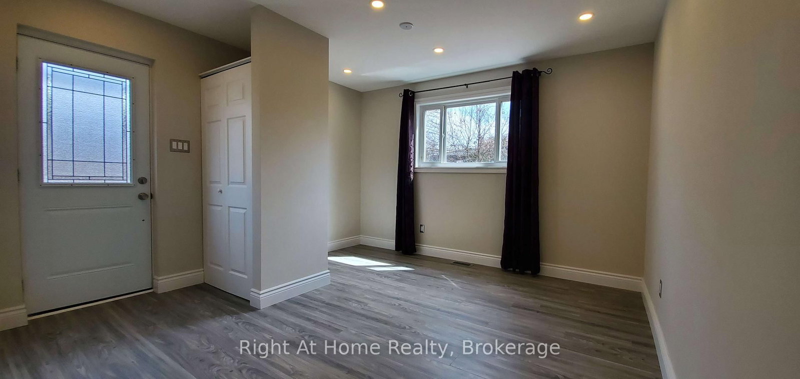 2192 BRIDGE, Oakville 5
