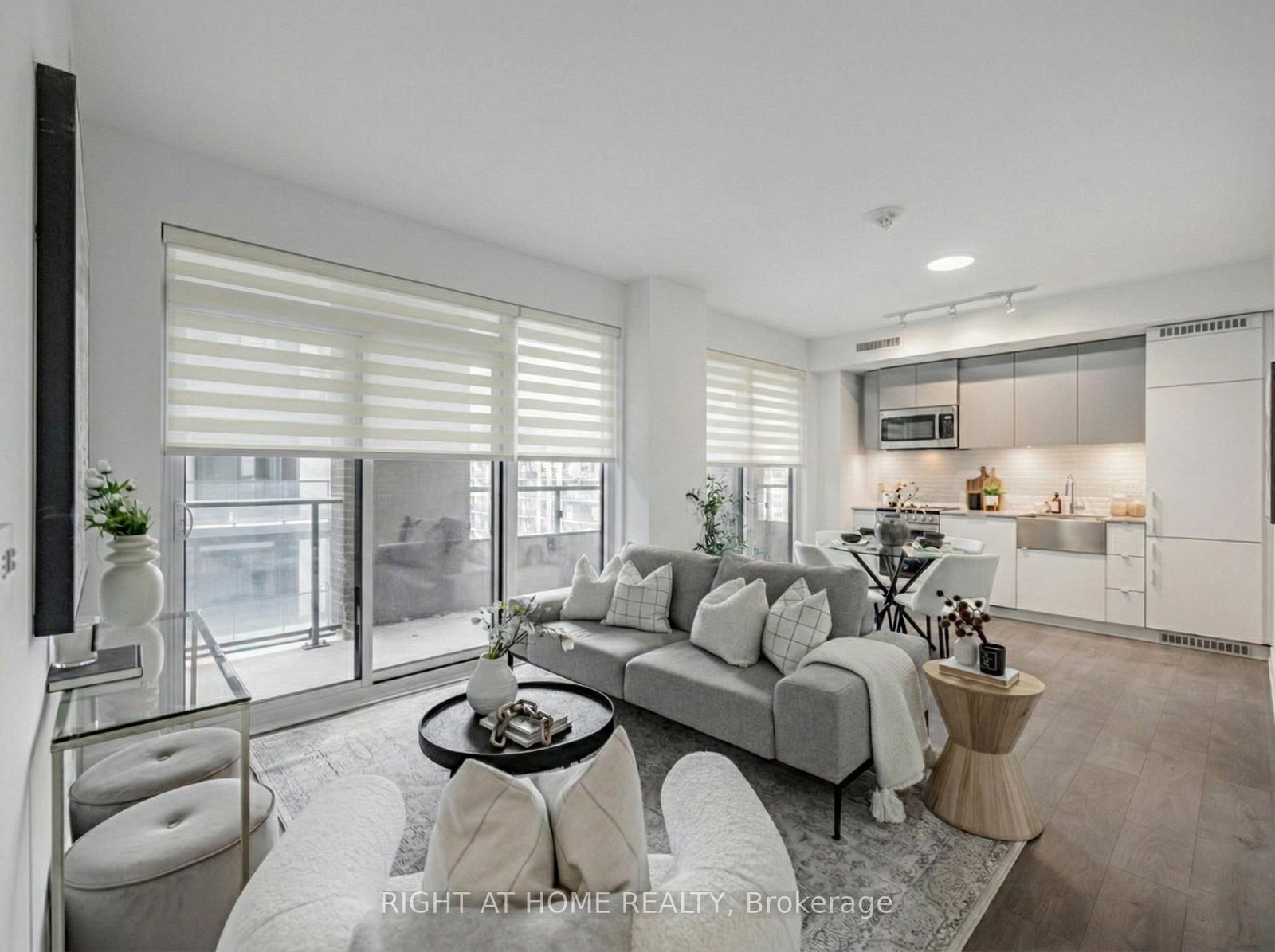 Property at 270 Dufferin