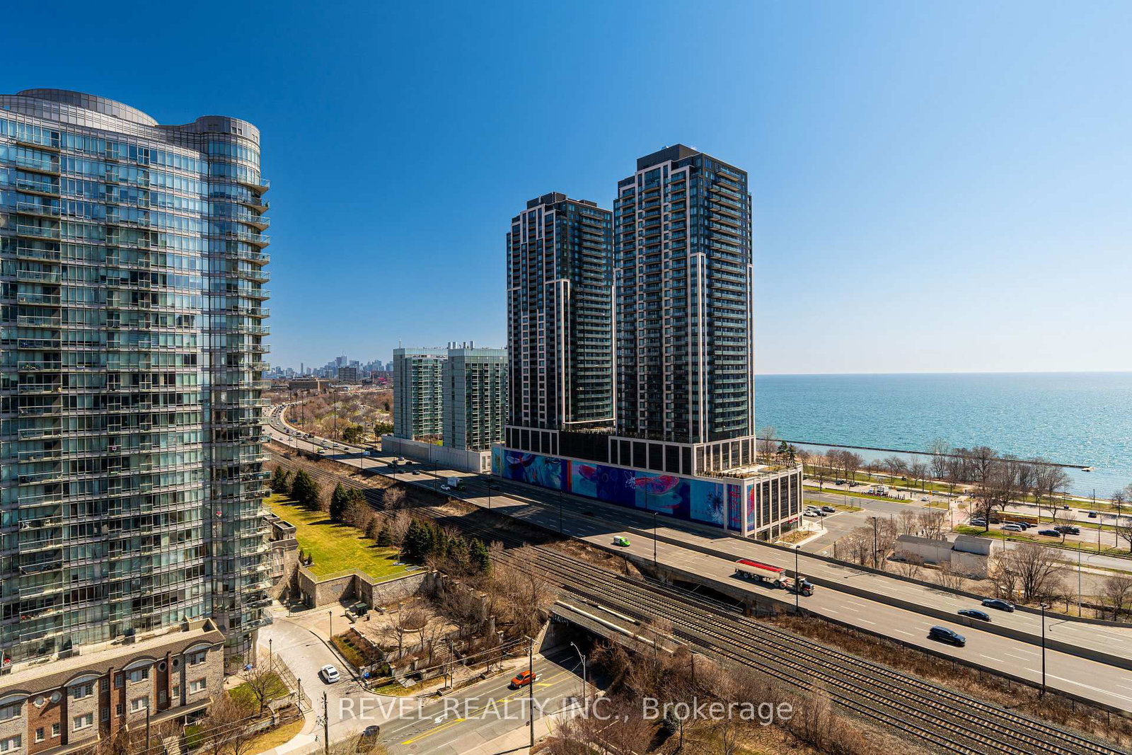 103 The Queensway Avenue, Unit 1616 - Photo 17