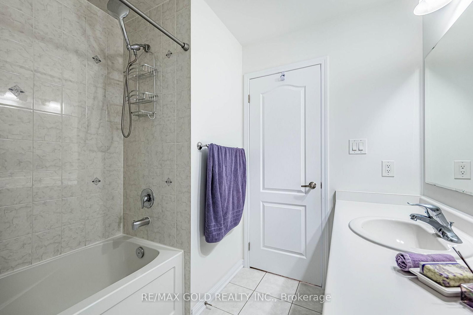 Detached House for sale at 43 Arkwright Drive, Brampton, Ontario, L7A 0V2 - Northwest Brampton - MLS: W12981088