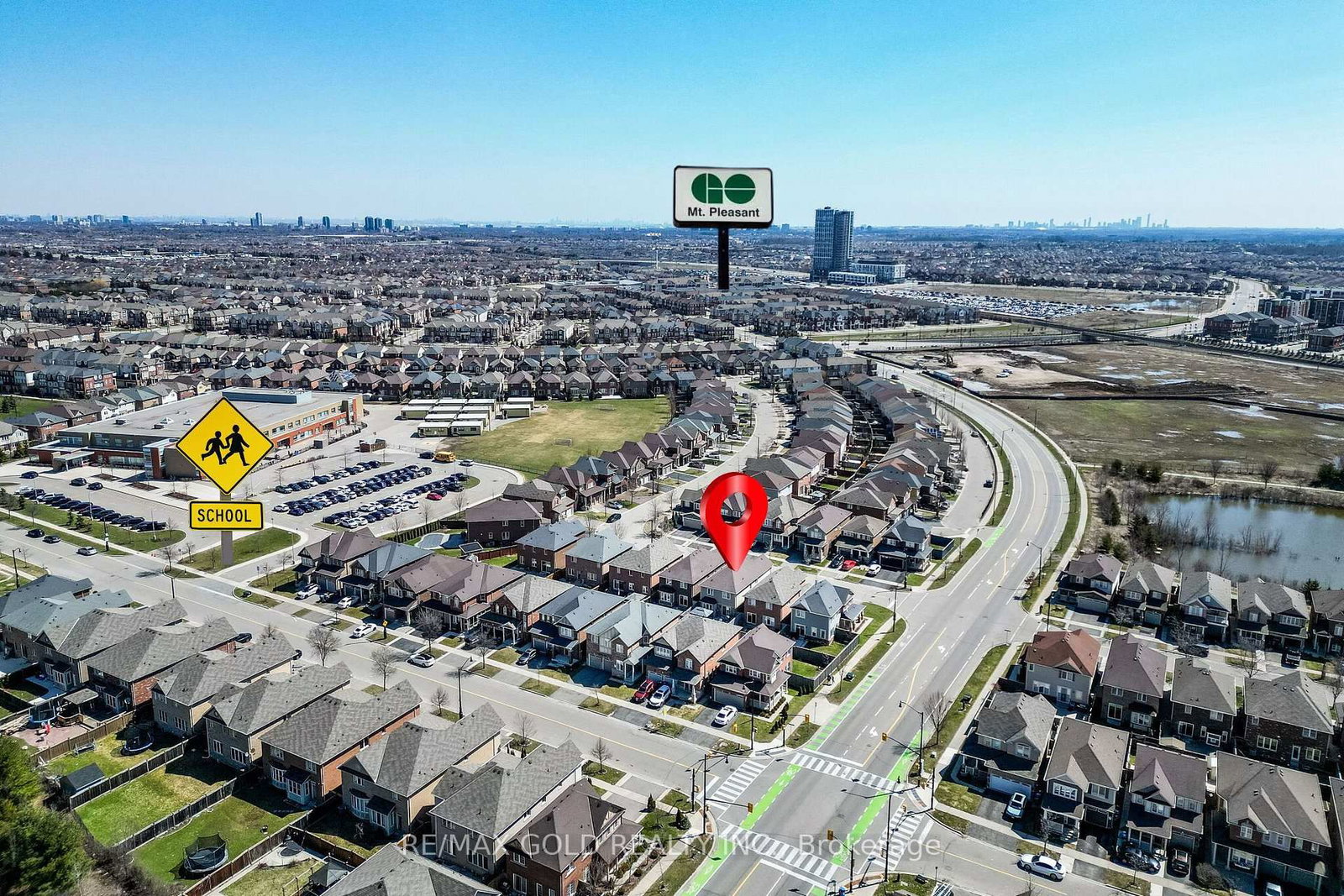 Detached House for sale at 43 Arkwright Drive, Brampton, Ontario, L7A 0V2 - Northwest Brampton - MLS: W12981088