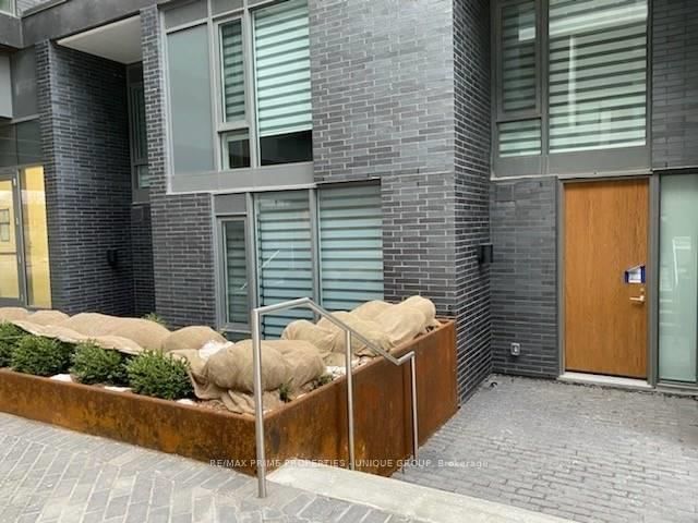 home for lease on Th 109-106 Varna Drive