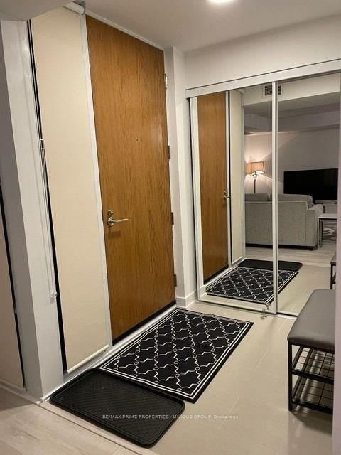 Th 109 - 106 Varna Dr, Toronto, M6H 0C8 | Image 3