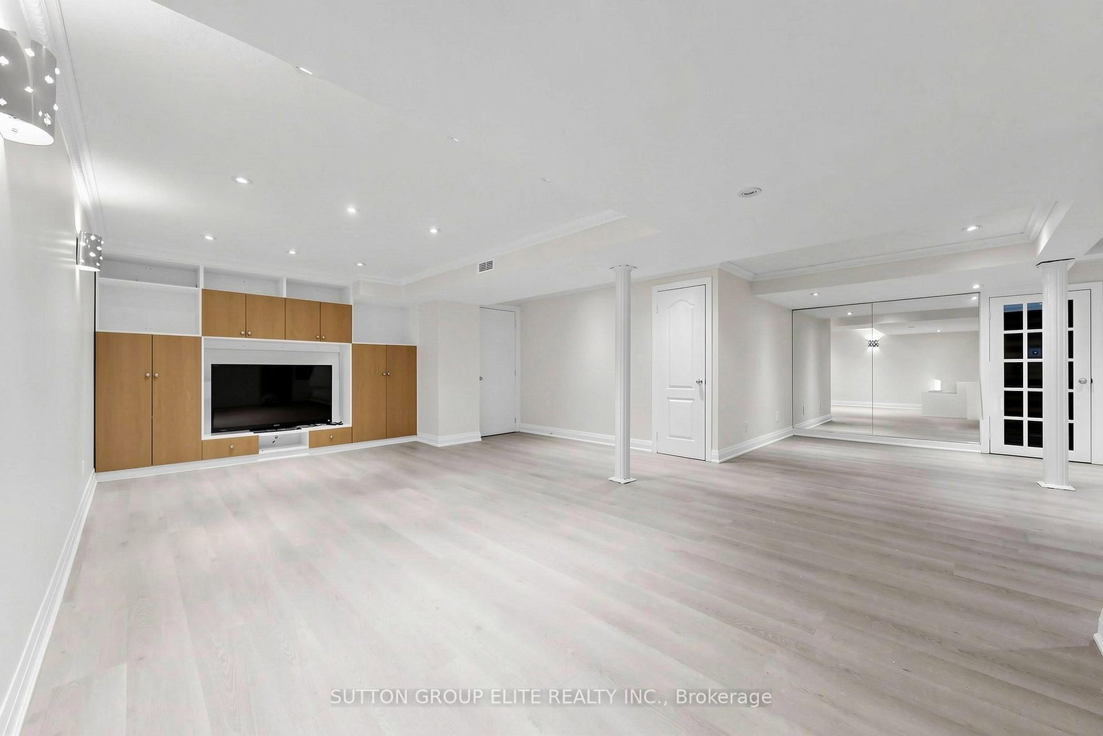 2768 Peacock Drive - Photo 32